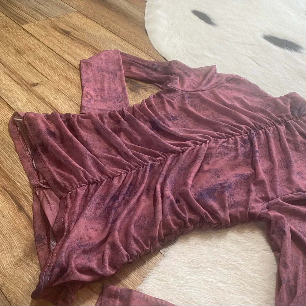 Zara ruched mesh or tulle long sleeve top in a purple or mauve tie-dye/swirl - Picture 5 of 9